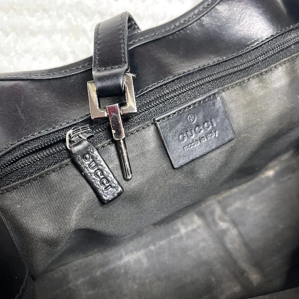 Auc Gucci Black GG Canvas and Leather Jackie Bardot Vintage Hobo